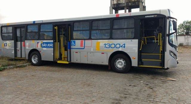 Paralisação parcial do transporte urbano afeta população nesta segunda, 25