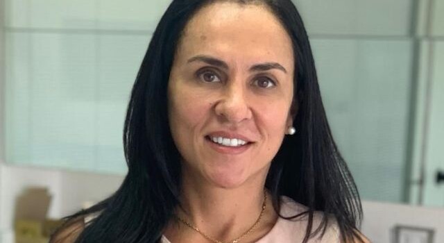 Prefeito nomeia nova secretária de Saúde de Feira de Santana