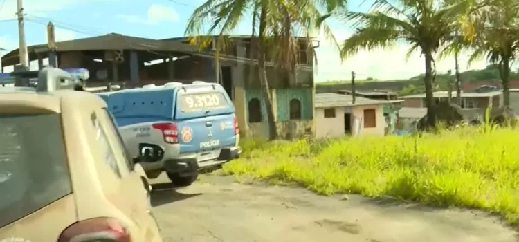 Dois homens morrem durante tiroteio entre grupos criminosos no bairro da Palestina, em Salvador