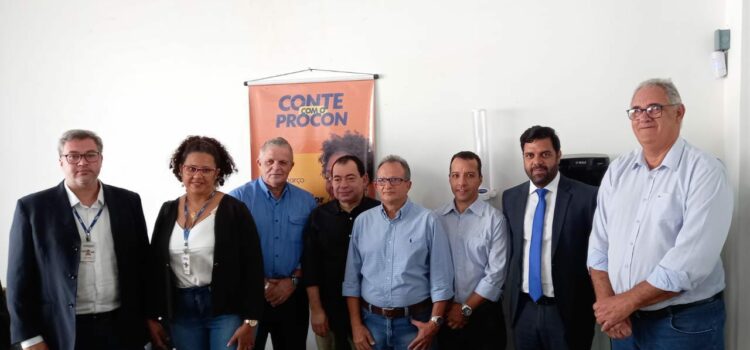 CDL de Feira participa de mutirão de negociações promovido pelo Procon para tirar consumidor da inadimplência