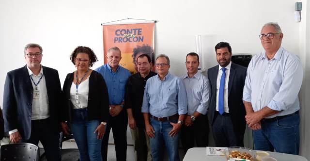 CDL de Feira participa de mutirão de negociações promovido pelo Procon para tirar consumidor da inadimplência