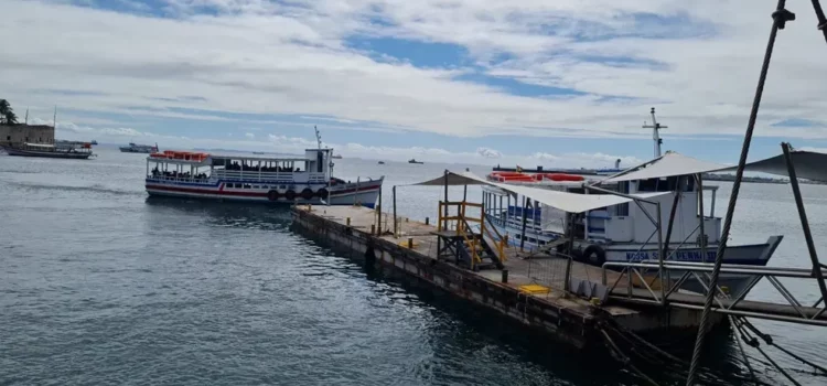 Maré baixa: travessia Salvador-Mar Grande fica suspensa por mais de 2h