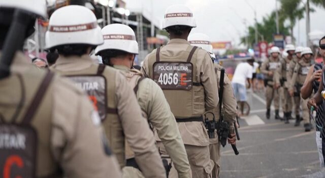 PM garante a segurança no primeiro arrastão da Micareta de Feira de Santana