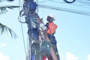 Suspeito de tentar matar dois funcionários da Coelba durante corte de energia é preso