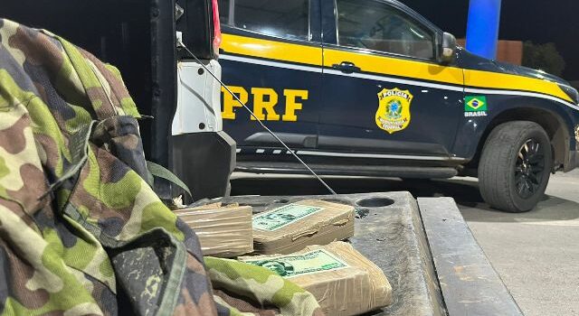 PRF apreende cocaína marcada com “nota de Dólar do Pablo Escobar” em Barreiras