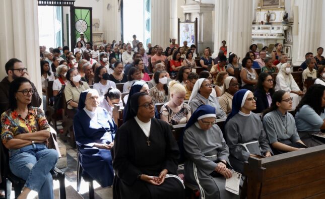 Frades Capuchinhos comemoram com missa especial os 40 anos de elevação canônica da Província Nossa Senhora da Piedade BA/SE