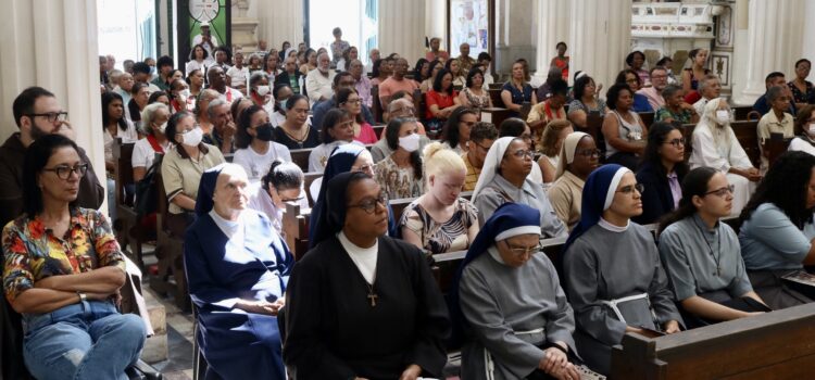 Frades Capuchinhos comemoram com missa especial os 40 anos de elevação canônica da Província Nossa Senhora da Piedade BA/SE