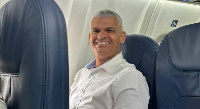 Após voo, Pablo Roberto destaca importância da ponte aérea Feira x Salvador