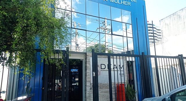 Mãe desmente filha que acusou de importunação sexual um vigilante do SAC