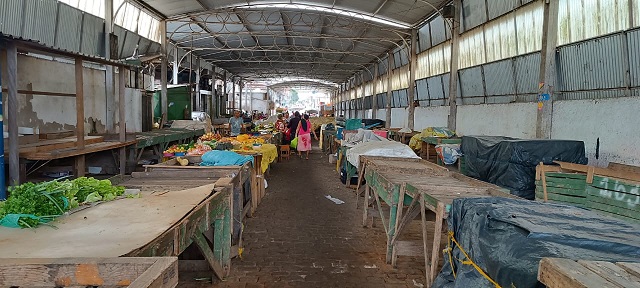 Secretário de agricultura diz que questões políticas atrapalham avanço de reforma da feirinha da Cidade Nova