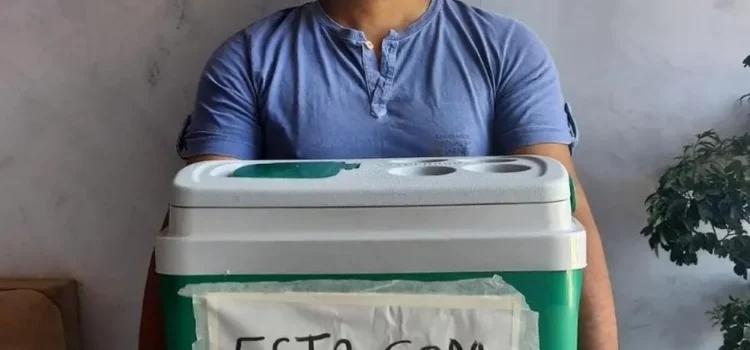 Corpo de baiano que morreu na Europa é enterrado na BA; jovem sofreu parada cardiorrespiratória