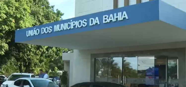 Prefeitos de mais de 150 cidades baianas reivindicam aumento dos repasses do FPM