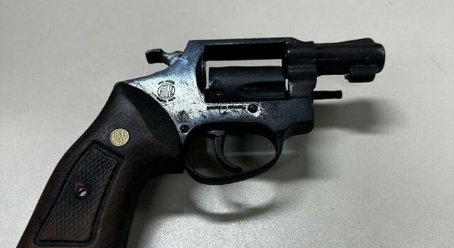 Homem é conduzido a delegacia por dupla tentativa de homicídio próximo a Feirinha da Estação Nova