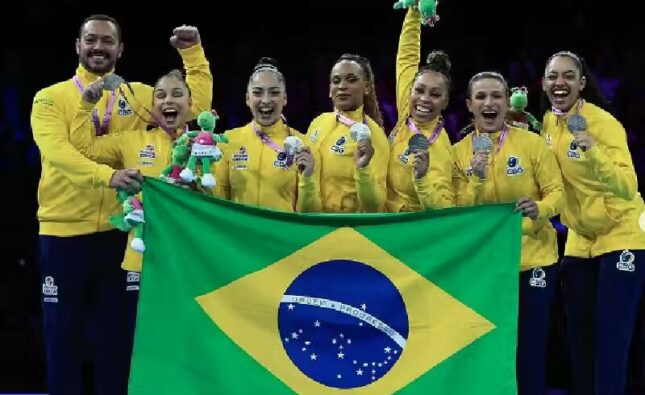 Medalha de prata leva Brasil a conquista histórica no Mundial de Ginástica