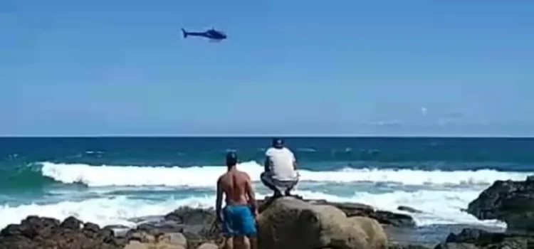 Uma pessoa desaparece e outra é resgatada ao tomar banho em praia de Salvador