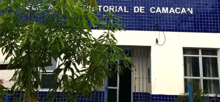 Menino de 4 anos morre após ser atingido por tiro de espingarda disparado pela irmã na Bahia; pai ensinava menina a atirar