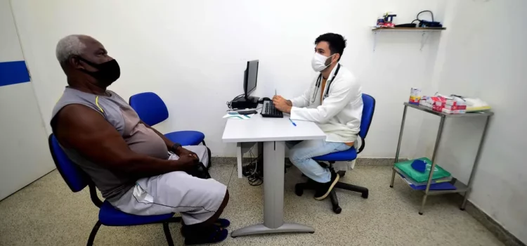 Universidade oferece consultas para diagnóstico precoce e rastreamento do câncer de próstata em Salvador