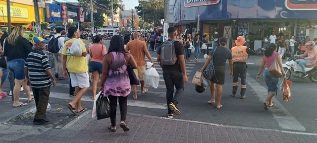 Sicomfs divulga horário especial do comércio de Feira de Santana para a Black Friday