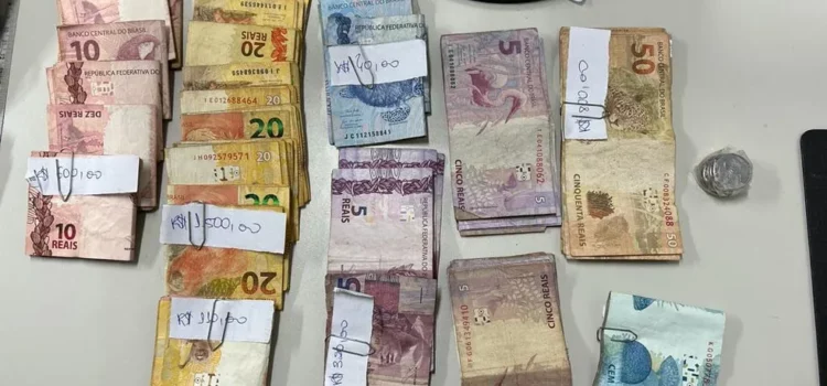 Com mais de 76 mil habitantes, Nordeste de Amaralina não tem ônibus no fim de linha após operação policial com um preso
