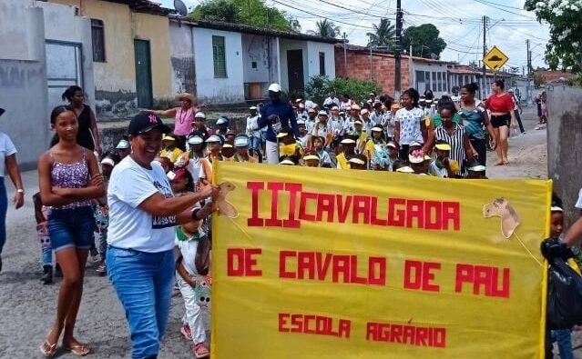 Cavalgada infantil é realizada no distrito de Ipuaçu