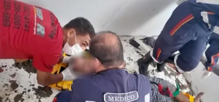 Pedreiro sobrevive após queda de 5 metros de altura; vítima caiu de pé