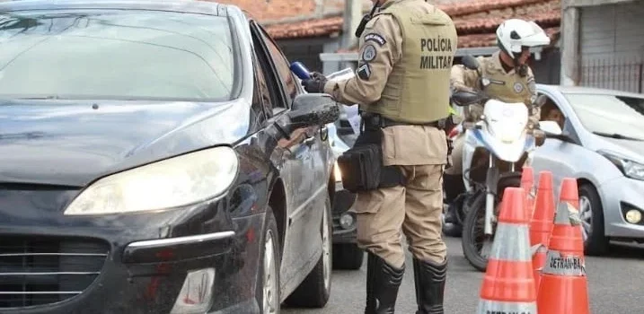 ‘Não existe Blitz de IPVA’, diz subcomandante da PM sobre fiscalizações em Feira de Santana
