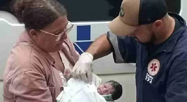 Bebê nasce dentro de carroça; mãe estava a caminho de hospital