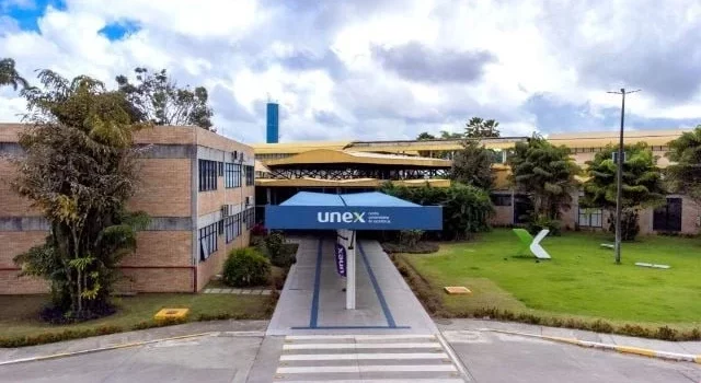 Medicina Unex oferta até 30% de desconto para ingresso com nota do Enem