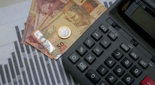 Veja dicas de organização financeira para ficar com as contas em dia