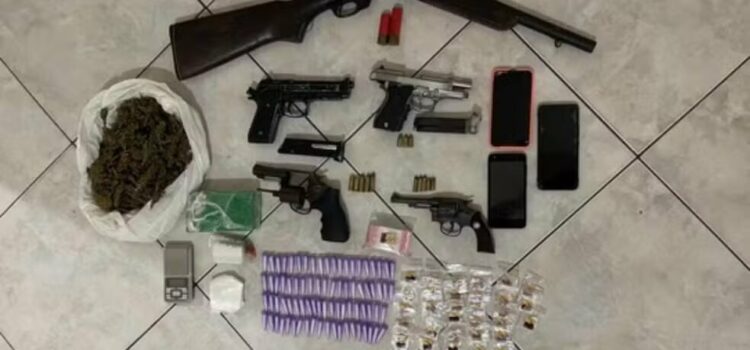 Suspeitos morrem em confronto com a polícia em cidade da Bahia; um dos mortos é adolescente
