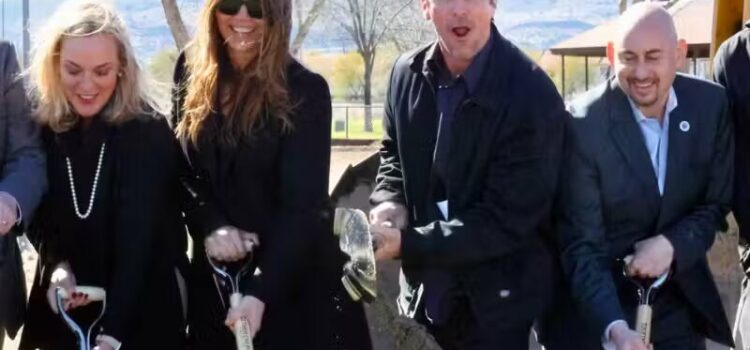 Christian Bale constrói 12 casas para evitar que irmãos órfãos sejam separados