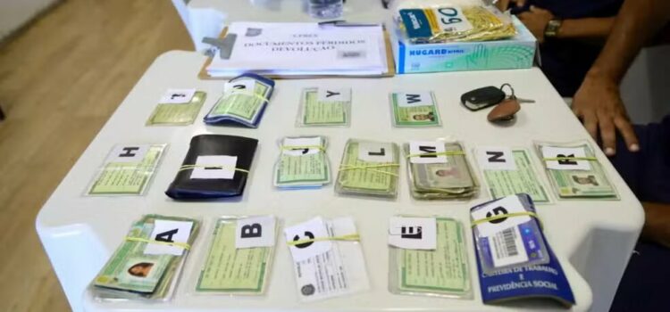 Certidão de óbito está entre documentos perdidos no carnaval de Salvador