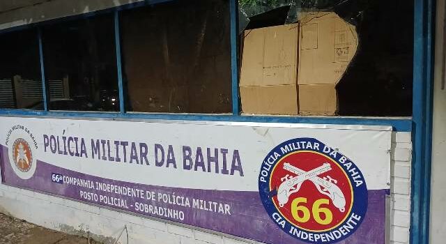 Módulo da PM no bairro Sobradinho tem vidraça depredada