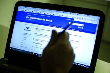 Serviço gratuito de declaração de imposto de renda é oferecido pela Uefs