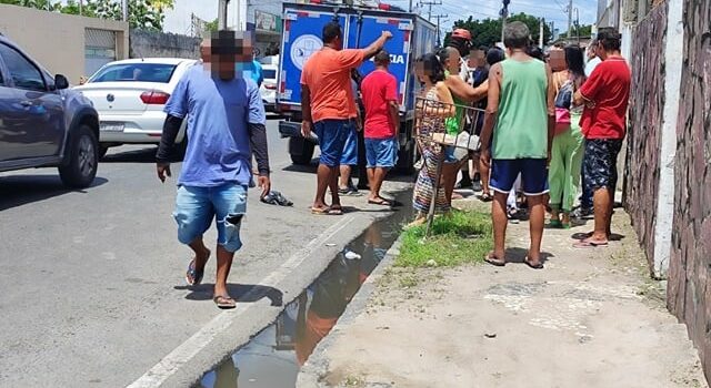 Polícia investiga assassinato de jovem no bairro Sobradinho; vítima estava deitada no sofá de casa