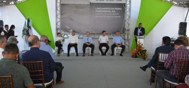 Lançada pedra fundamental para obras do Centro de Zootecnia no Parque de Exposição