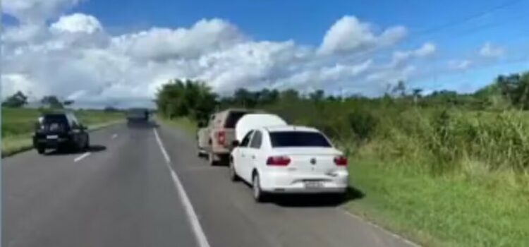 Três homens são presos suspeitos de torturar e roubar empresário no interior da Bahia; vítima foi queimada