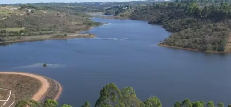 Falta de chuva há mais de 100 dias causa baixa dos reservatórios de água em cidades do interior da Bahia