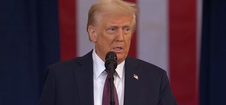 Em 1º discurso, Trump declara emergência na fronteira e fala em taxar países e em expansionismo: ‘A era de ouro começa agora’