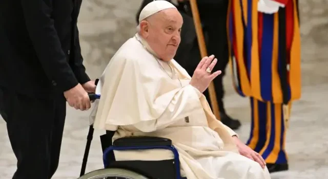 Papa: agradeço pelas orações com que me acompanhais nestes dias de internação