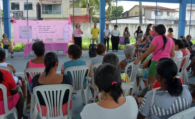 CRAS Fraternidade fortalece rede de apoio às mulheres em roda de conversa sobre violência doméstica