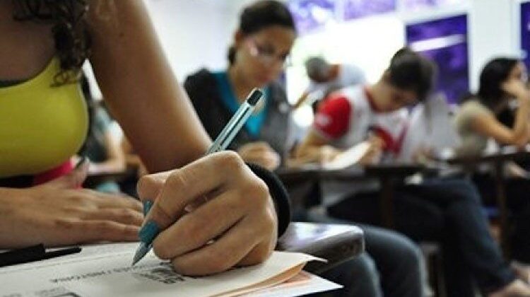 Prazo para solicitar isenção da taxa no Enem 2025 termina nesta sexta (25)