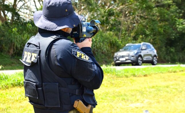 Feriadão marcado por flagrantes de excesso de velocidade nas estradas baianas