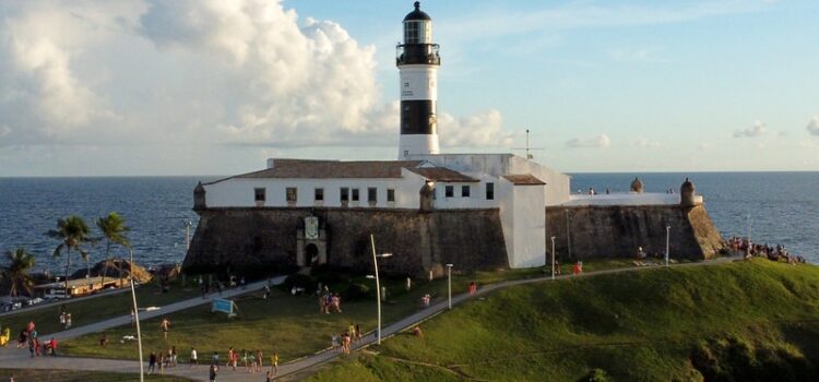 Bahia lidera receptivo de turistas internacionais no Nordeste entre janeiro e março, aponta Embratur