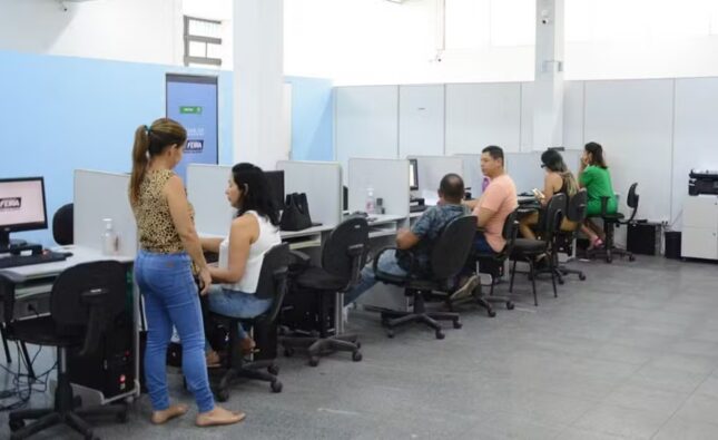 Casa do trabalhador oferece cursos de qualificação profissional para diferentes áreas do mercado de trabalho em Feira de Santana