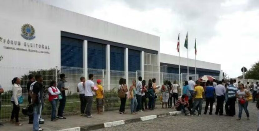 TRE-BA realiza plantão para evitar cancelamento de títulos eleitorais em cidades do interior da Bahia