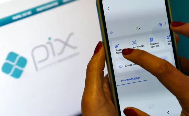 Bancos passam a oferecer Pix Automático a partir desta segunda