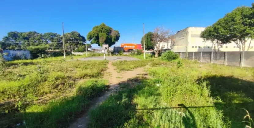 Moradores do conjunto Jomafa solicitam a recuperação de uma quadra desativada em Feira de Santana