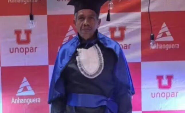 Aos 61 anos, pedreiro se forma em engenharia e realiza sonho de infância: “Muita gente ria de mim”