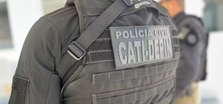 Chefe de grupo criminoso que aplicava golpes com falsos processos seletivos na Paraíba é preso no interior da Bahia